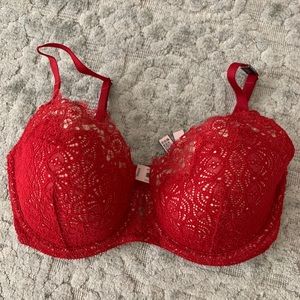 Nwt Victoria secret Demi bra 32DDD